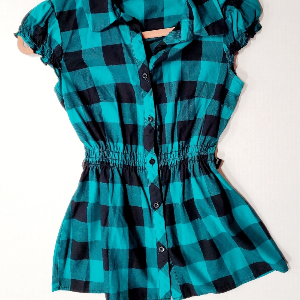 Green Plaid collar short sleeve shirt - Picture 2 of 5